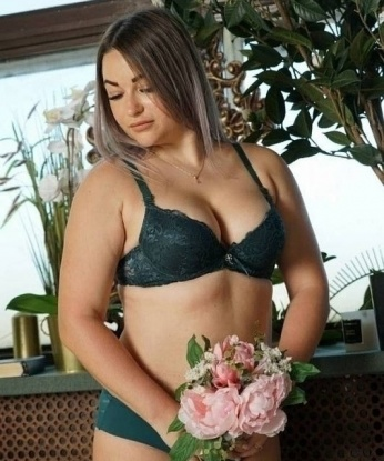 Живу в Москве и готова предложить тебе неповторимые моменты наслаждения. У меня есть множество возможностей и услуг, чтобы сделать наше свидание по-настоящему особенным. 💫
Ты можешь насладиться моей нежностью и чувственностью, а также опытом, который я с радостью поделюсь с тобой. Мои услуги включают классический массаж, оральный секс и многое другое. Я гарантирую полное удовлетворение и максимальное удовольствие. 😌💕
Мои фото и отзывы говорят сами за себя: клиенты отмечают мою чарующую красоту и умение доставить настоящее удовольствие. Доверься моим нежным рукам и вознесись на вершину блаженства. 🌟
Не упустите возможность провести время с опытной и страстной индивидуалкой, которая знает, как удовлетворить все твои желания. Запишись на встречу со мной, и ты обязательно будешь хотеть вернуться ко мне снова и снова. 💋💥 967, 33 года